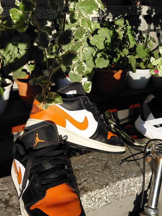 Jordan 1 low de vanzare,stare aproape impecabila!
