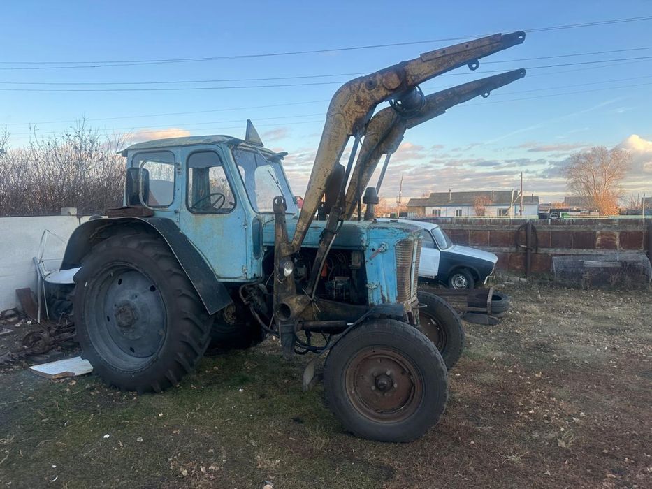 Продам трактор Юмз