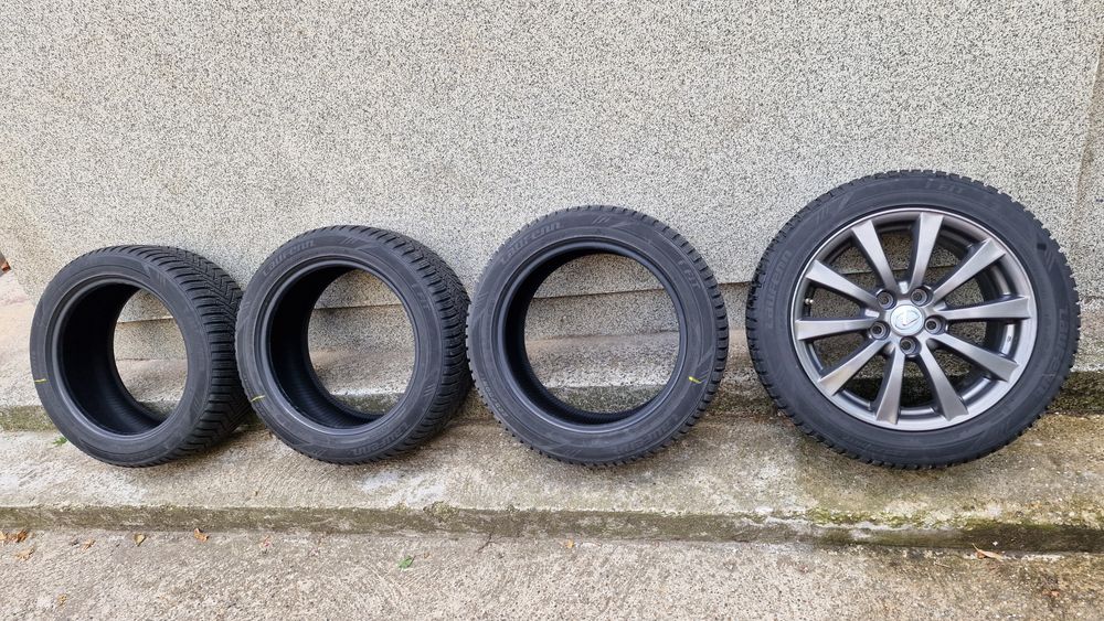 Зимни гими Laufenn 225/50/17