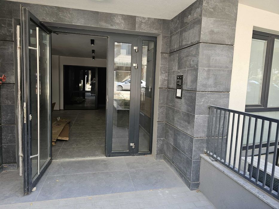 Продава се Двустаен апартамент в Варна, Победа - 62 кв.м за 1069 €/кв.м - Снимка #1