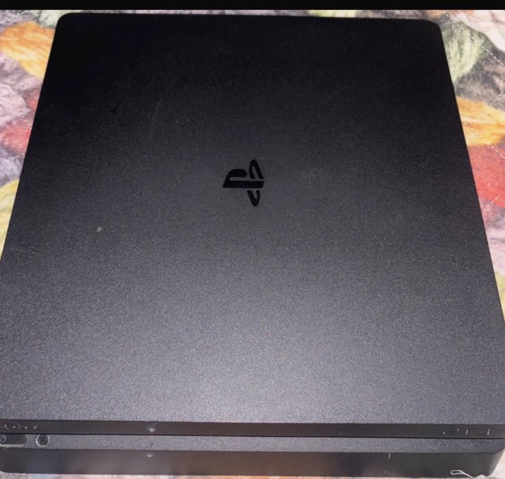 Ps4 slim ca nou