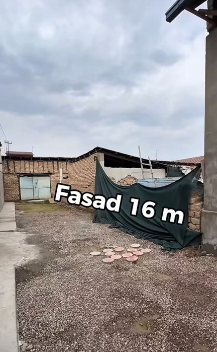 Srochna 2 sotix yer sotiladi