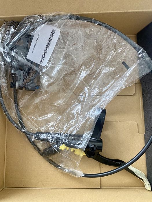 Set frane hidraulice  Shimano MT 200 cu discuri frana