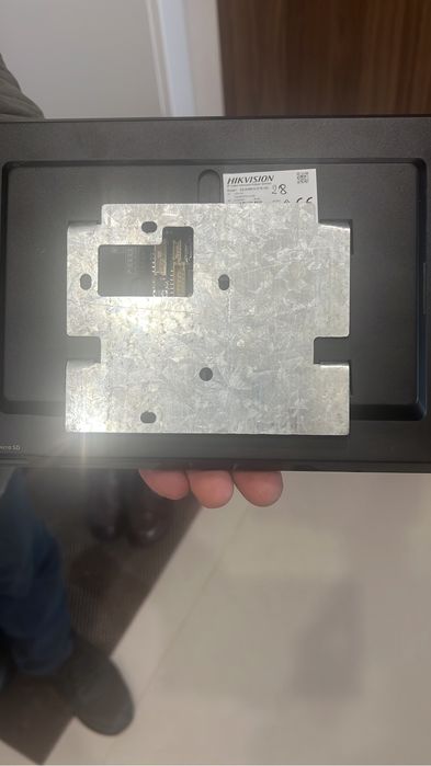 Кронштейн под домофон Hikvision