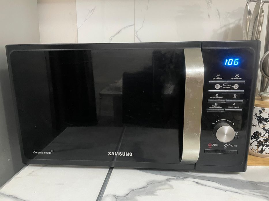 Микроволновка почти новый