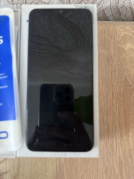 Телефон Vivo 33s с документами