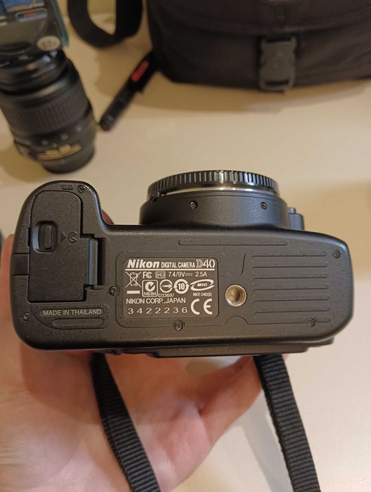 Nikon D40 жирный комплект