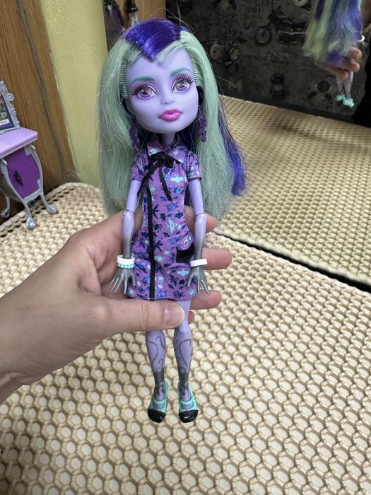 Продам куклу монстр хай!