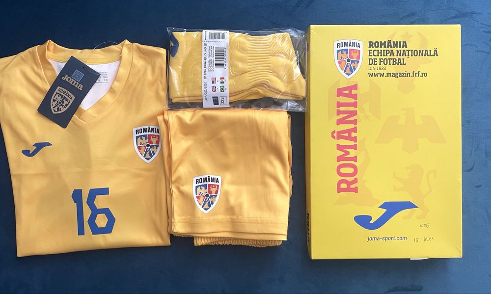 Vand costum fotbal FRF copii 11-12 ani (2XS)