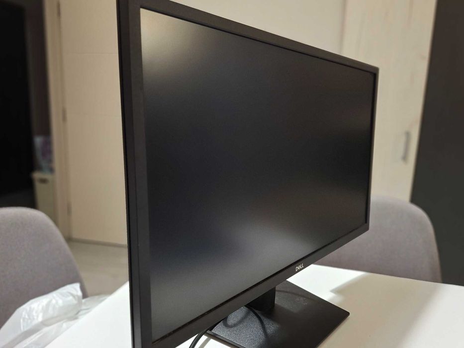 Монитор Dell E2422H 24 инча