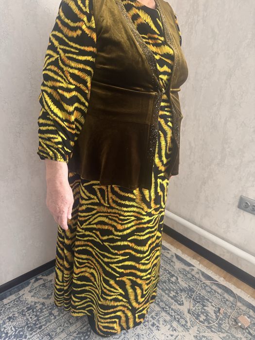 Продаю буу одежду женскую