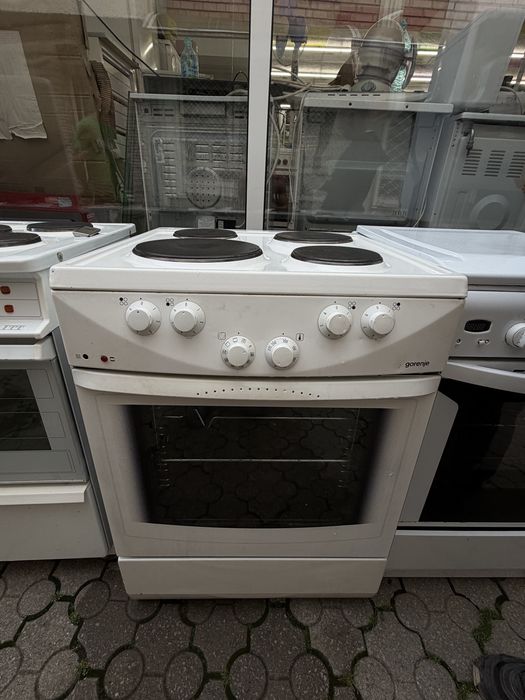 Готварска печка GORENJE нормални котлони