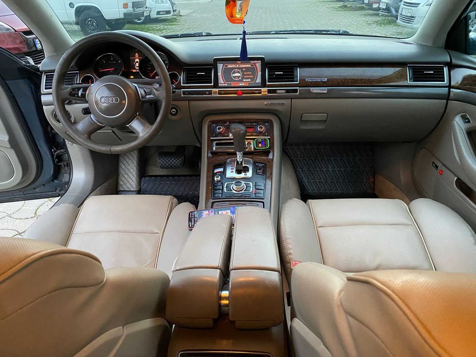 Vând Audi A8 Facelift 3.0 Diesel la asb mașină impecabilă