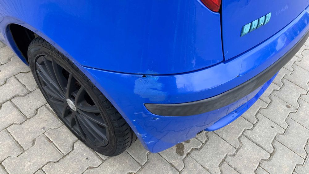 Fiat Punto 1.2 8v din 2002