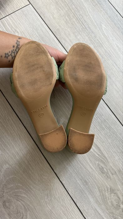 Босоножки размер 37