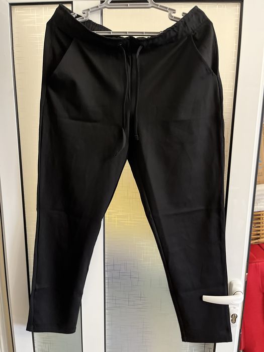 Чисто нови панталони много мека материя