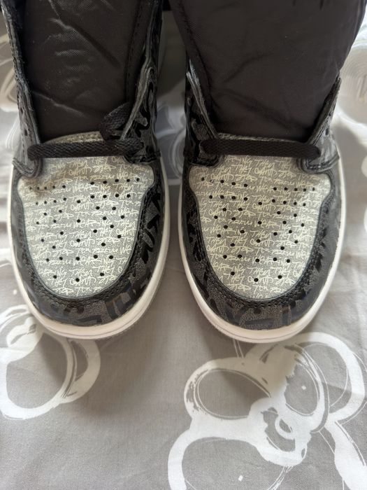 Adidasi Jordan 1 High Rebellionaire