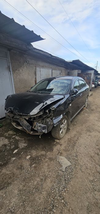 Nissan Almera продам