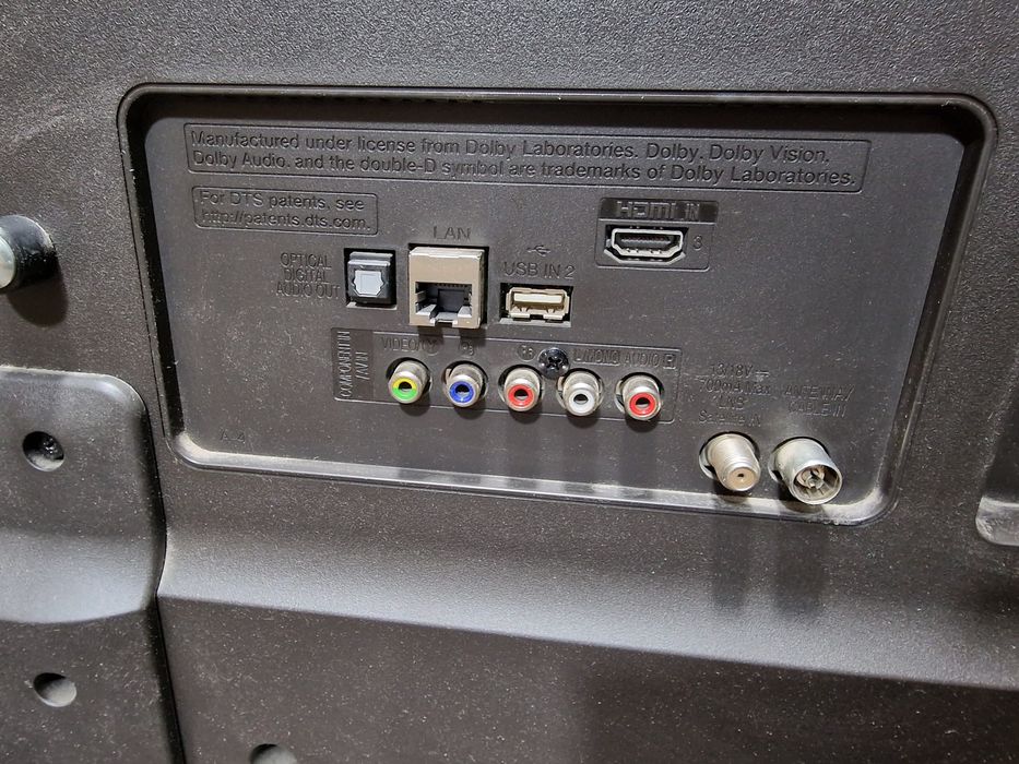 Телевизор LG диагональ 43 108см черный