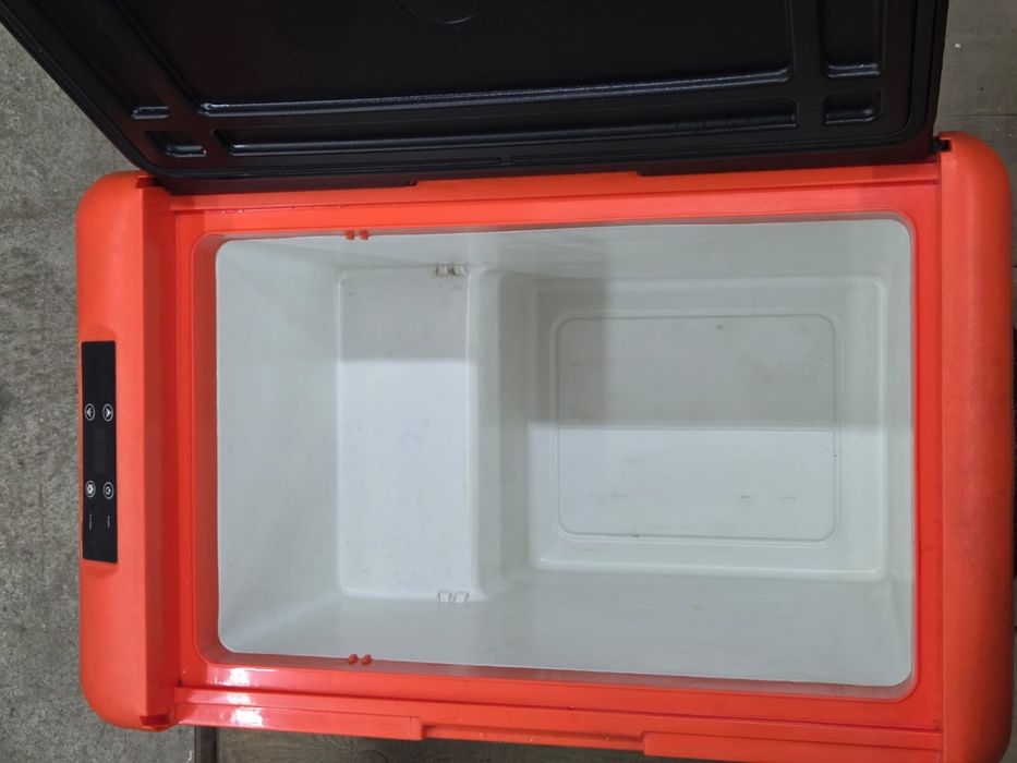 Продаю  автохолодильник Alpicool CL50