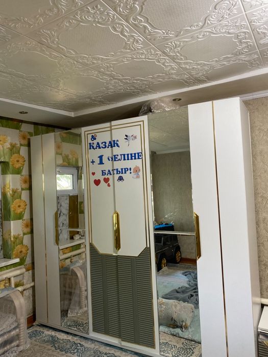 Шкаф сатылады срочна