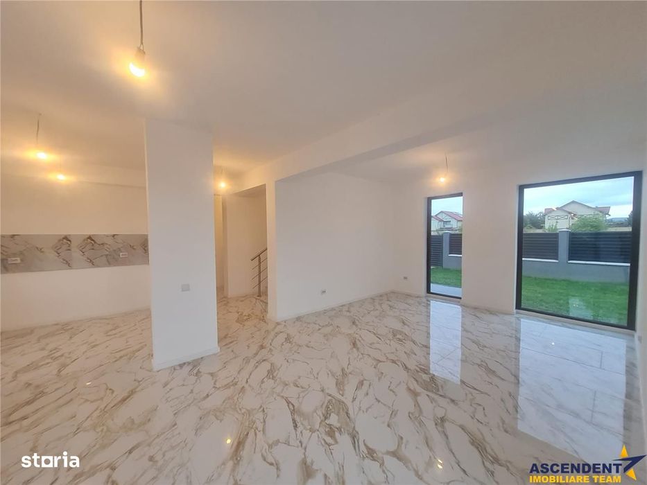 Vila superba cu 5 camere, intabulata 2025, P+E, toate utilitatile.  Ha