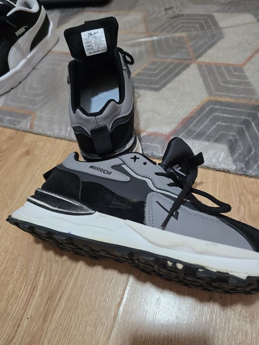 Продам кросовки Warrior