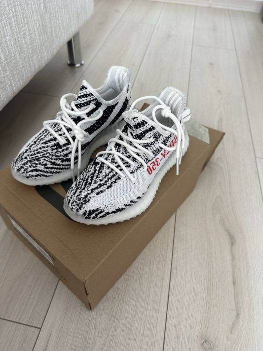 yeezy uri adidasi sport