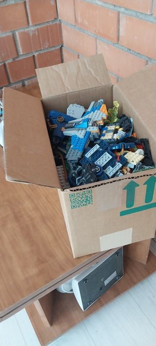 Продам  конструкторы лего разныее