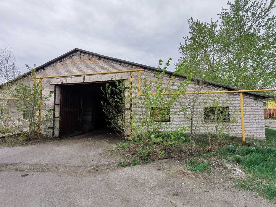 склад , ангар 1700 кв. м.