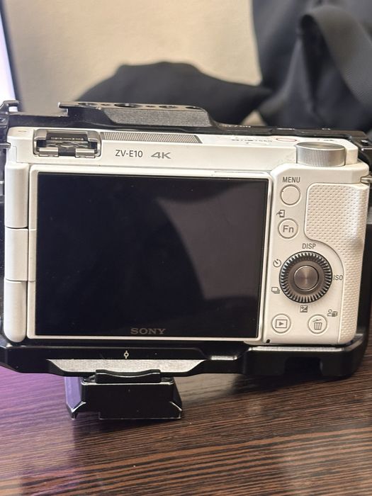 Sony ZVE-10 Mark I