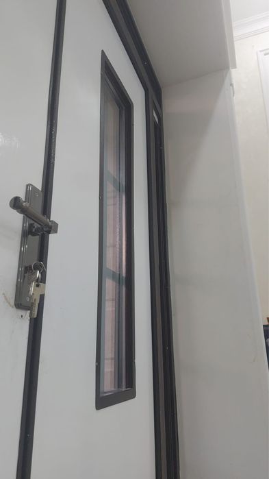 Продам дверь входную