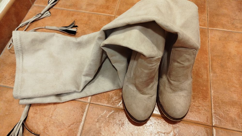 Бежови чизми 38 н