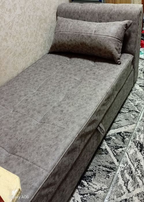 Продаю срочно кровать чемодан