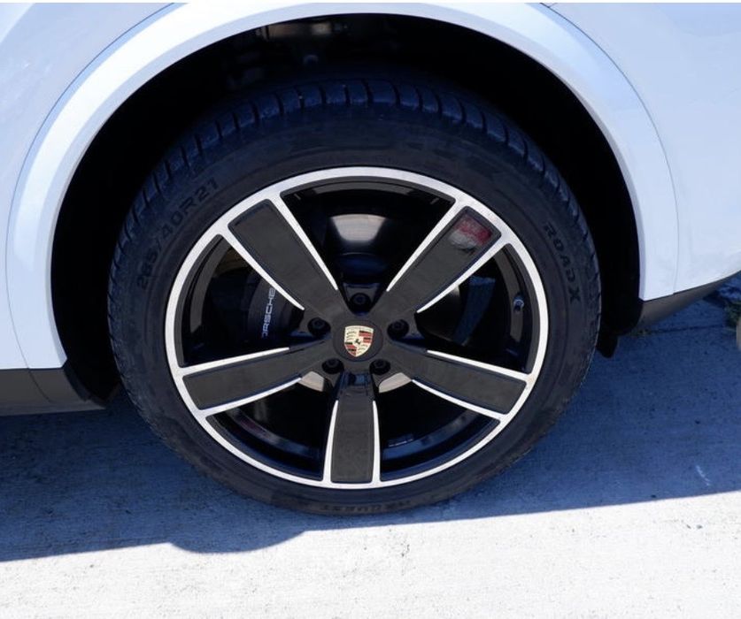 Продаётся Porsche Cayenne 2019