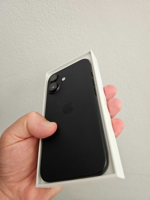 Iphone 16, 128 Gb, neverlock, ca nou la cutie.