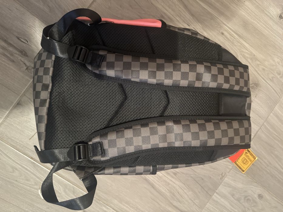 Ghiozdan sprayground limited edition