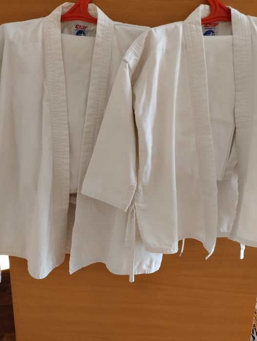 Кимоно 3 камплекта.Гимнастический купальник