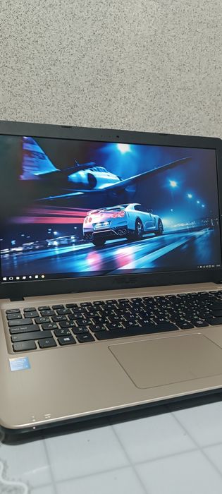 Продам ноутбук asus