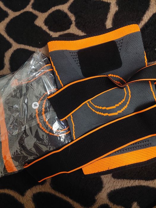 Продам наколенники