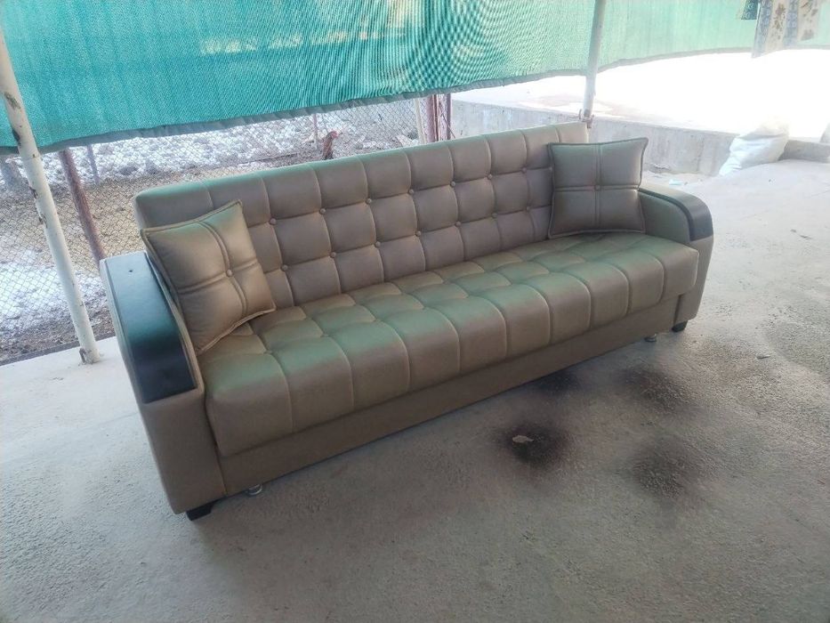 Restavtasiya divan kreslo