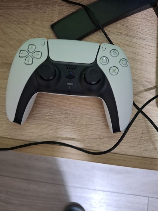 PS5 Slim в гаранция