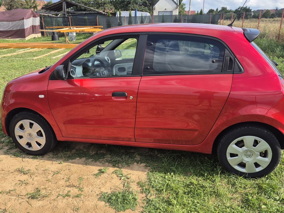 Vând Renault Twingo3 euro 6