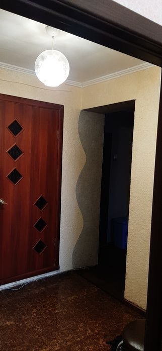 Обменяю квартиру на дом