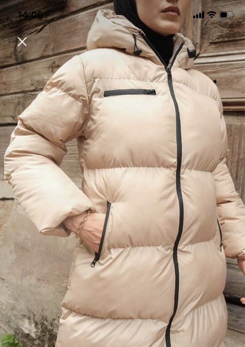 Куртка бежевая