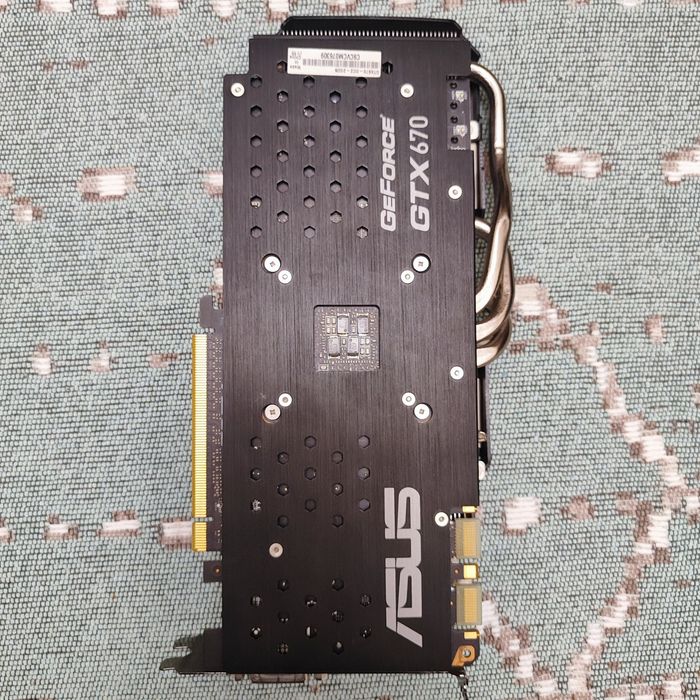 ASUS GTX 670 2gb DirectCU ii oc