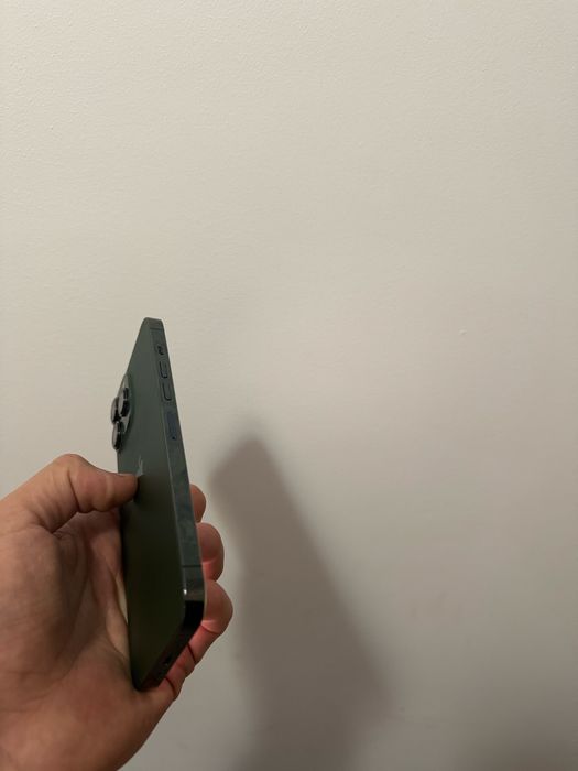 Iphone 13 pro max impecabil . Pret fix