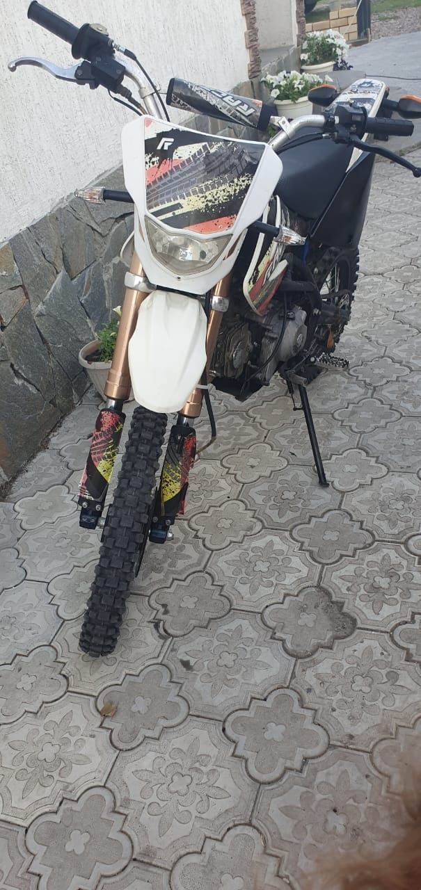 Racer RC 125 PM