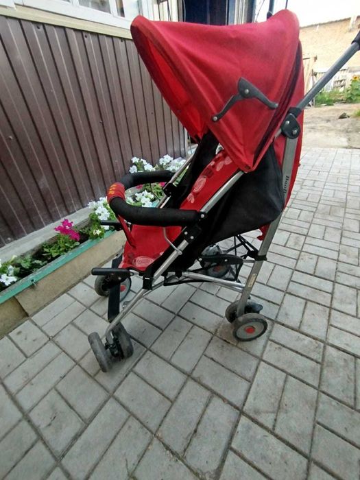 Продам дёшево детскую коляску