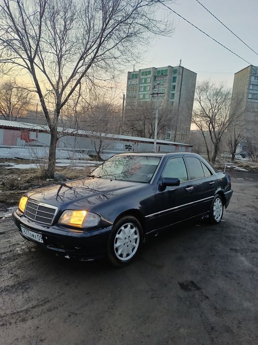 Mersedes-Benz C200 W202